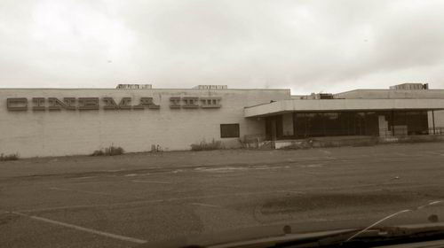 Summit Place Cinemas - Fall 2010 From Jami Iagulli (newer photo)